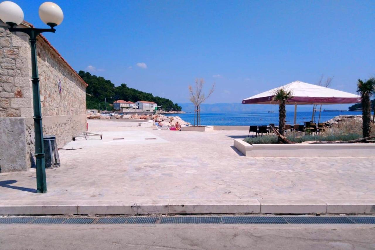 Apartments With A Parking Space Jelsa, Hvar - 8713 Jelsa  Exterior photo