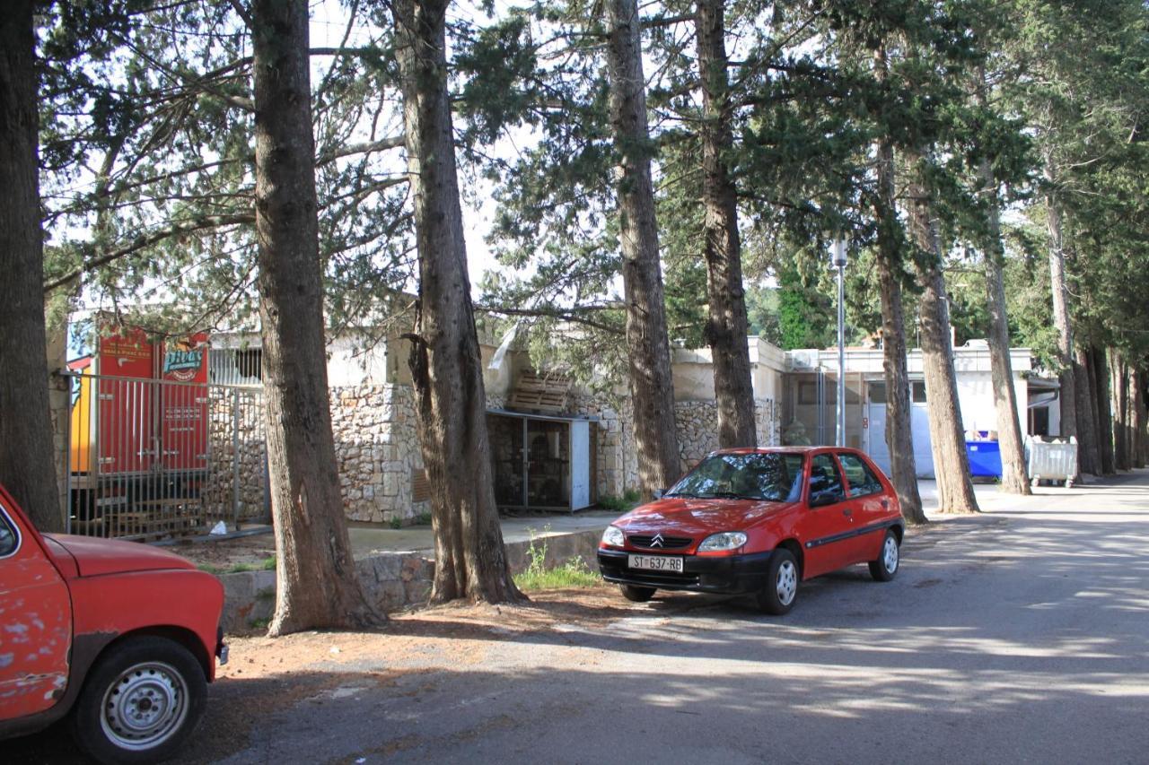 Apartments With A Parking Space Jelsa, Hvar - 8713 Jelsa  Exterior photo
